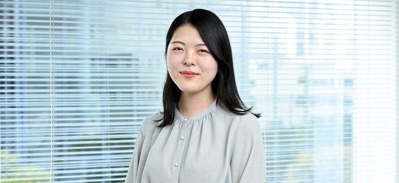 こちらに微笑むM.Kさん