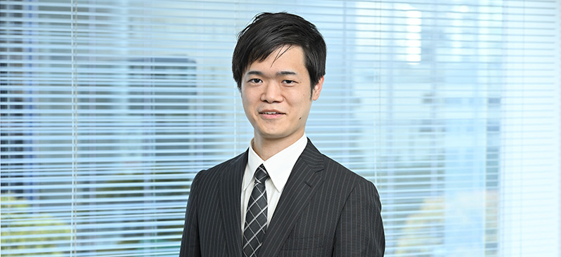 こちらに微笑むS.Sさん